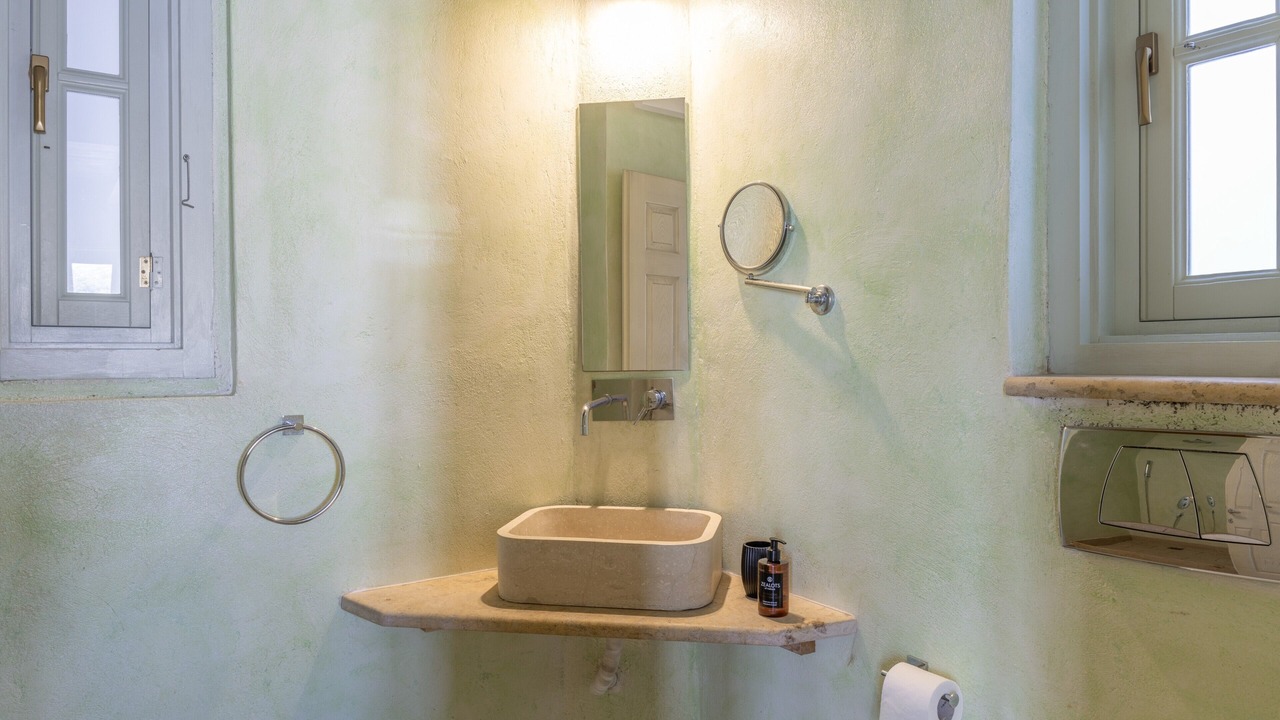Photo of Bathroom in Skala