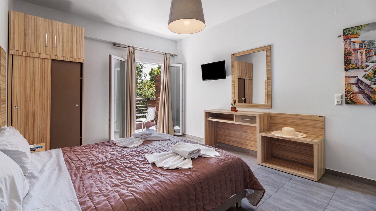 Photo of Bedroom in Anthousa
