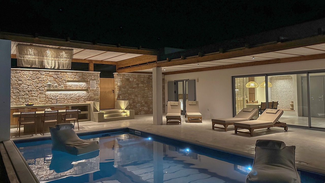 Photo of Bedroom in Adamas