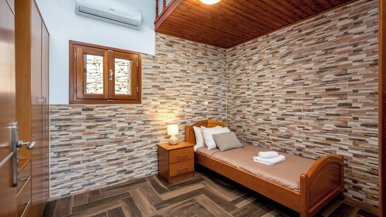 Photo of Bedroom in Symi