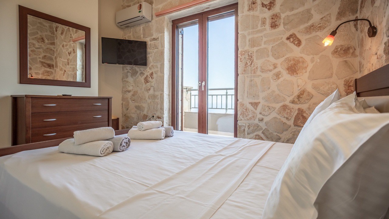 Photo of Bedroom in Elation