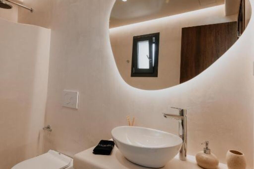 Photo of Bathroom in Plaka