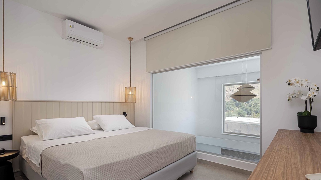 Photo of Bedroom in Impros