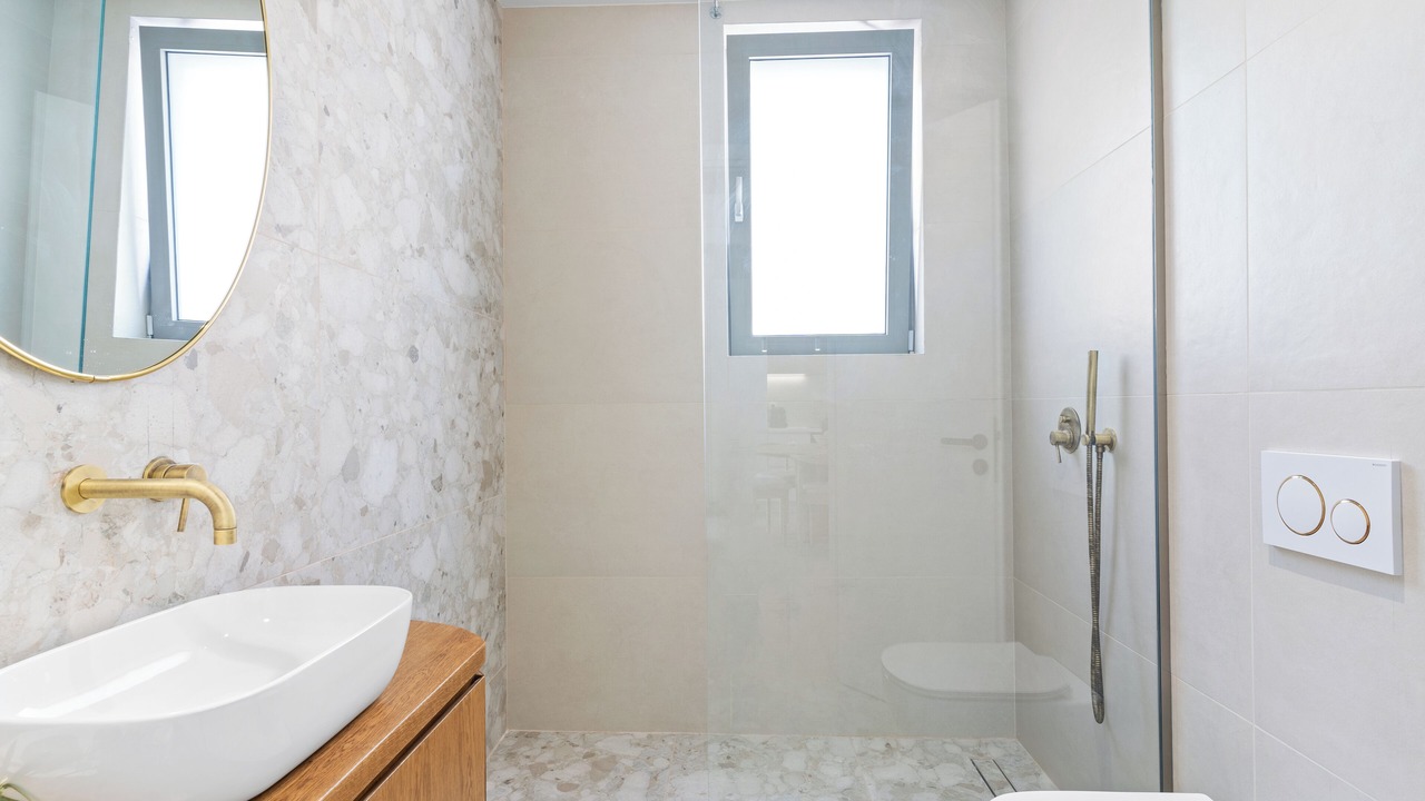 Photo of Bathroom in Geni