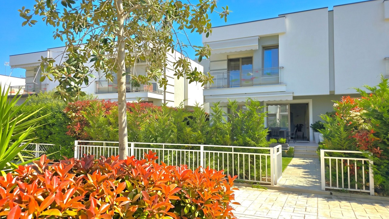 Photo of Outdoor in Ishem