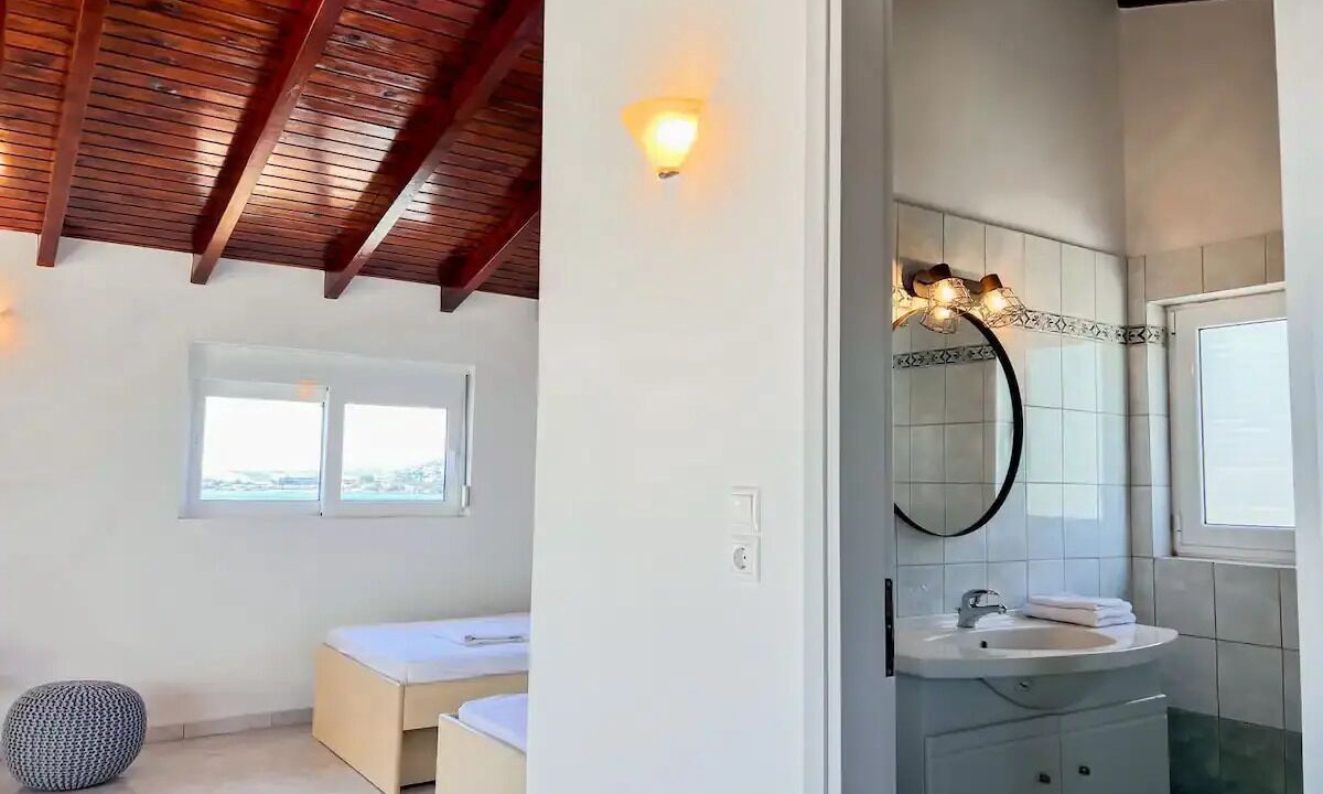 Photo of Bedroom in Saronikos
