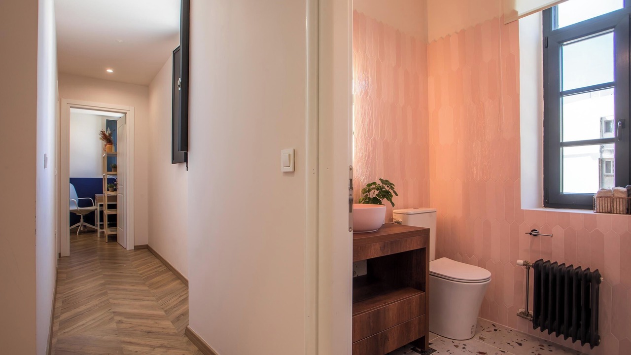 Photo of Bathroom in Rhodes Town