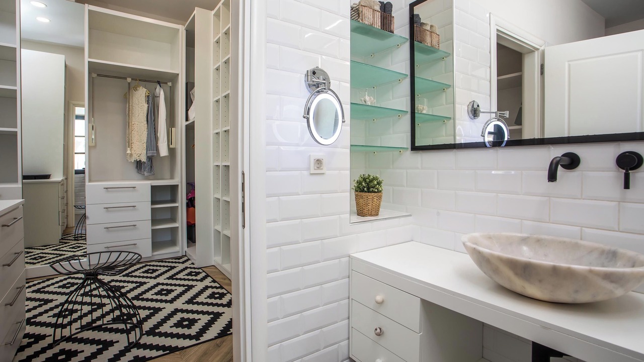 Photo of Bathroom in Rhodes Town