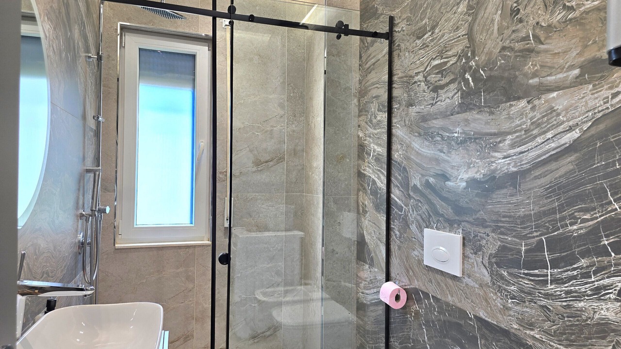 Photo of Bathroom in Qerek