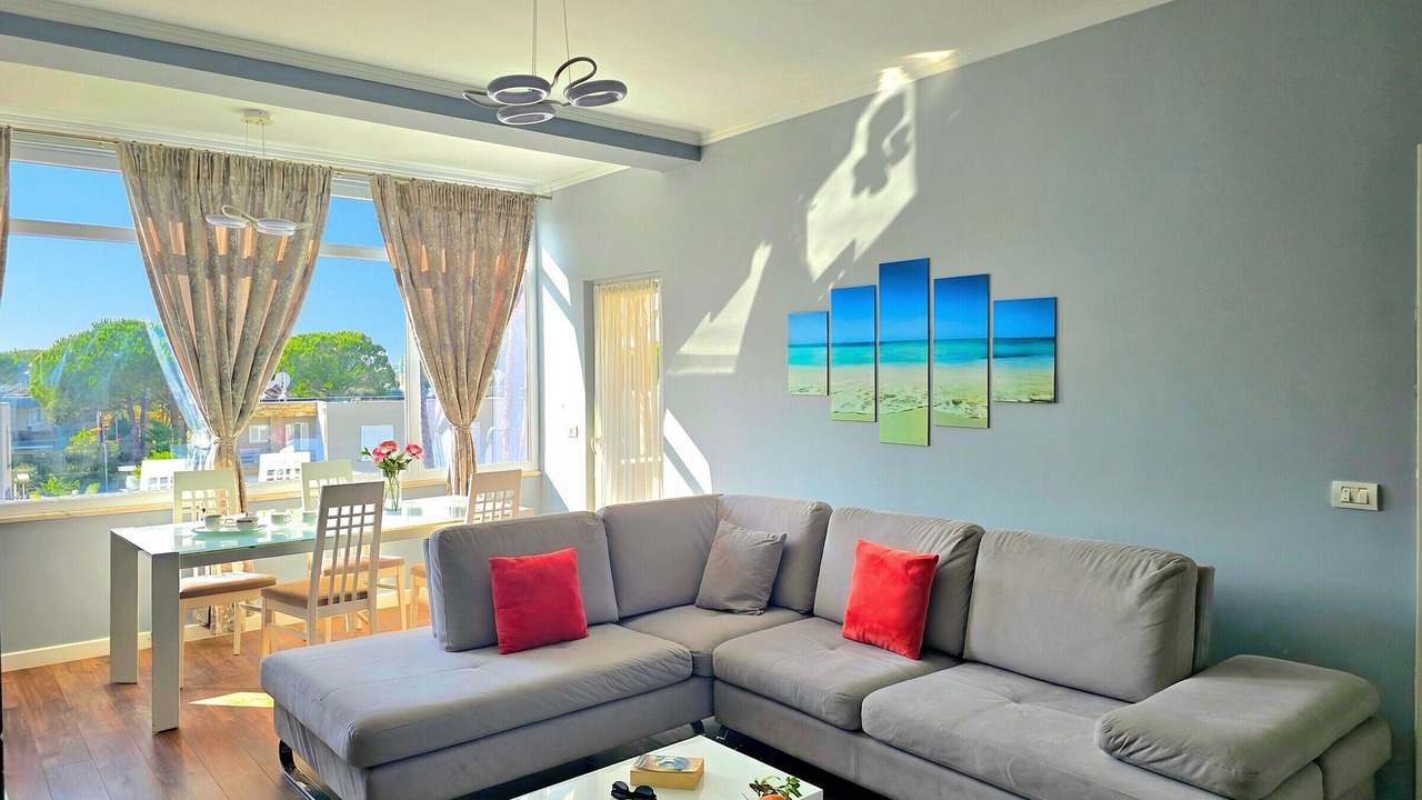 Photo of Livingroom in Ishem