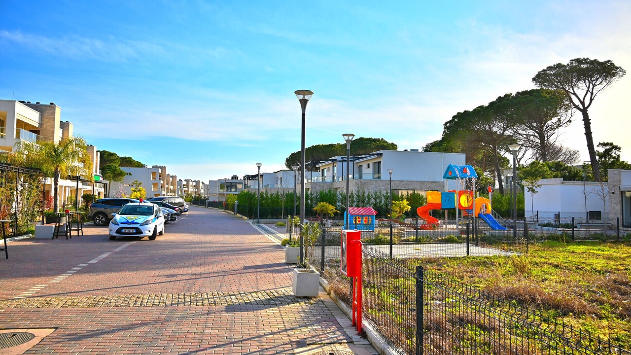 Photo of Outdoor in Ishem