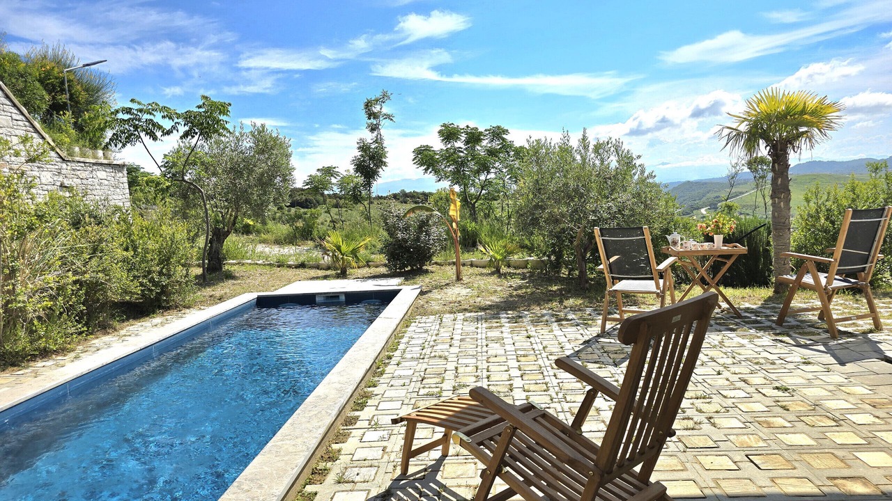 Photo of Outdoor in Ishem