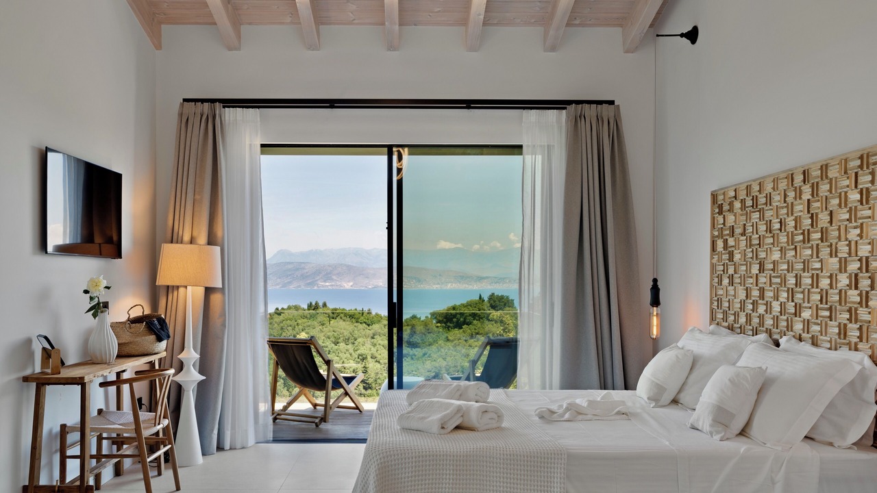 Photo of Bedroom in Petaleia