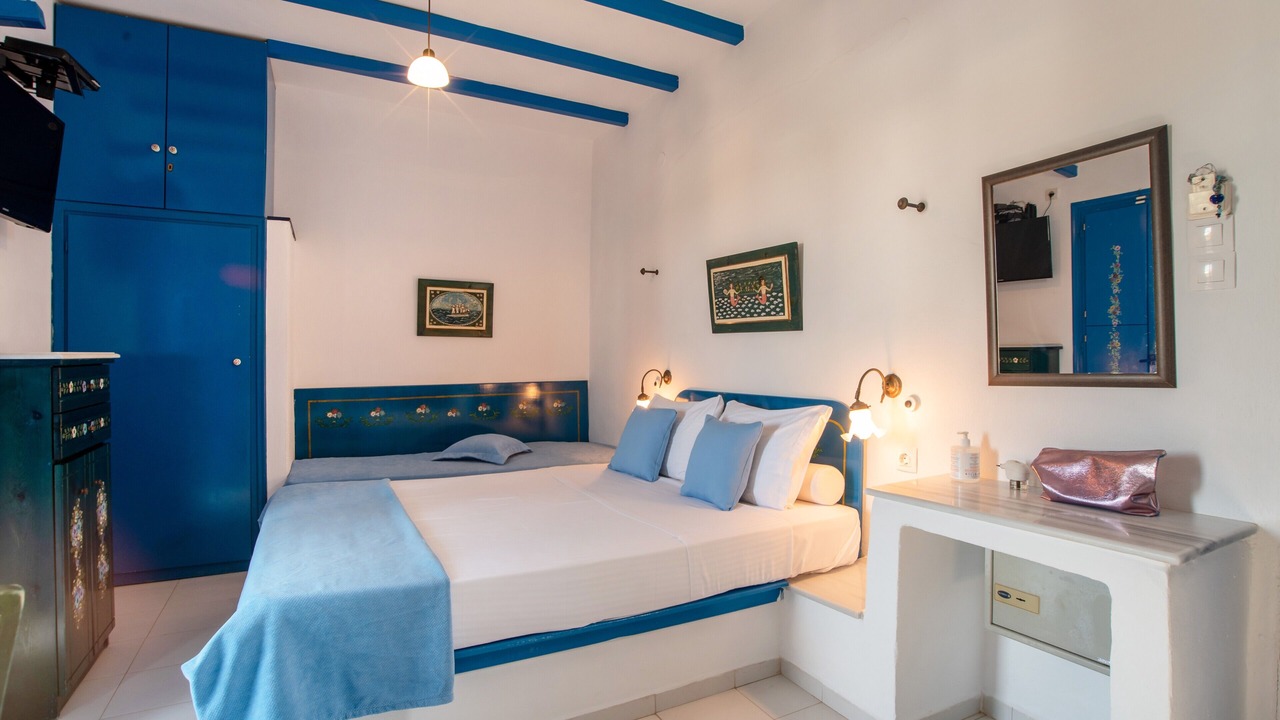 Photo of Bedroom in Antiparos