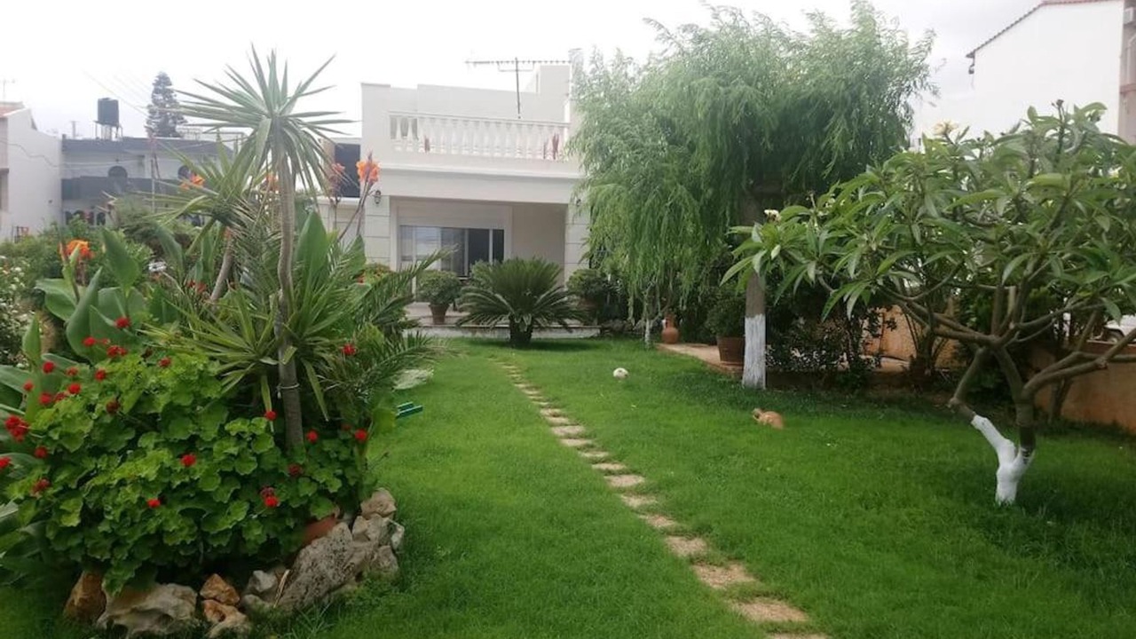 Photo of Outdoor in Aposelemis