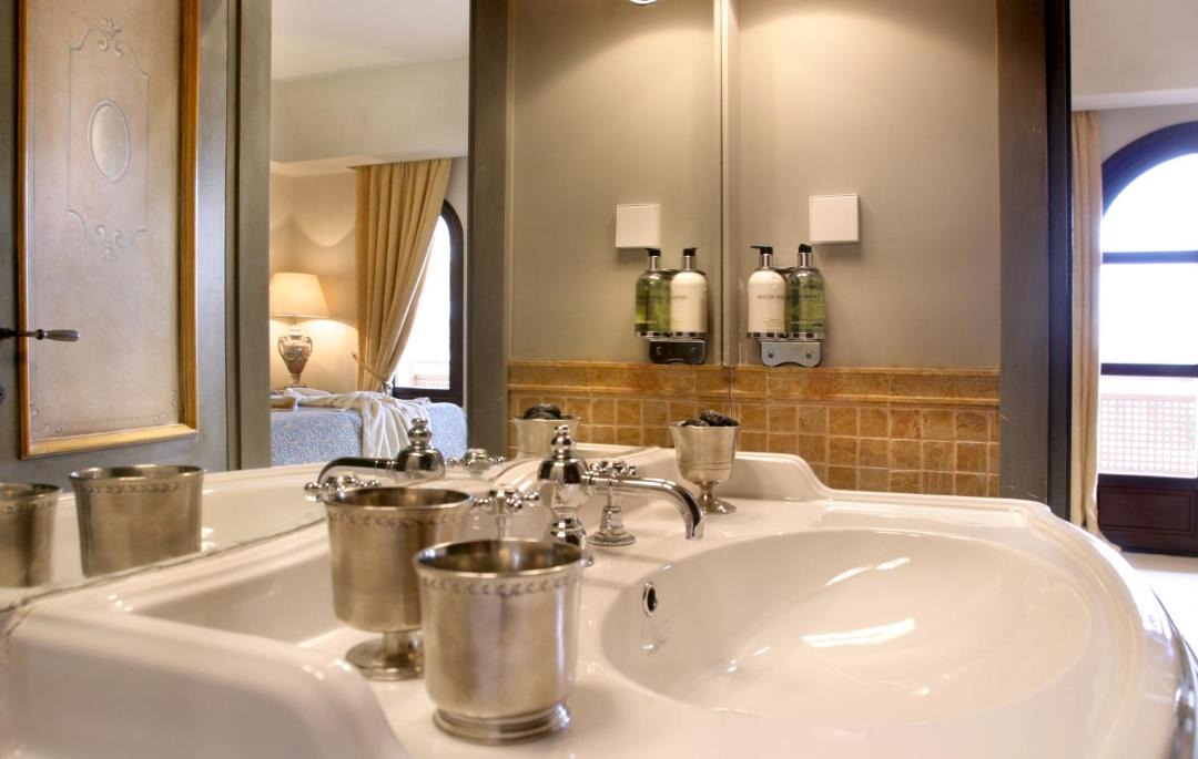 Photo of Bathroom in Xylokastron