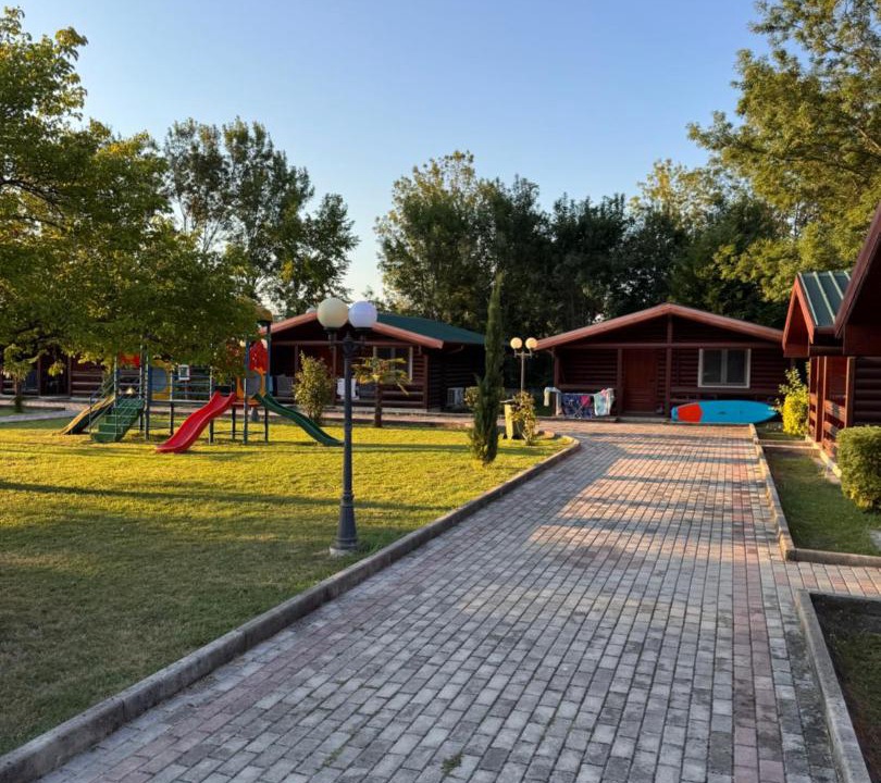 Photo of Others in Sakës