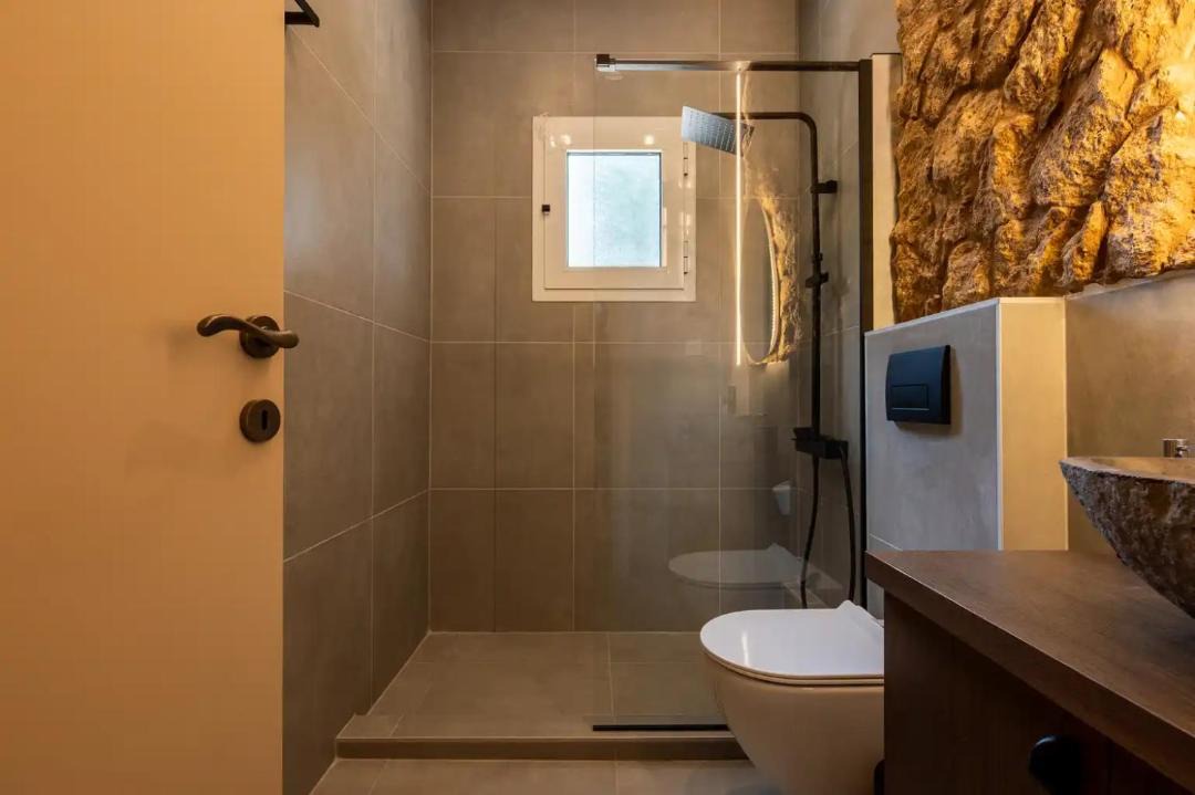 Photo of Bathroom in Litochoro
