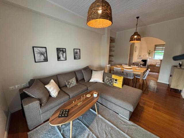 Photo of Livingroom in Ano Korakiana
