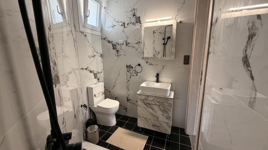 Photo of Bathroom in Katerini