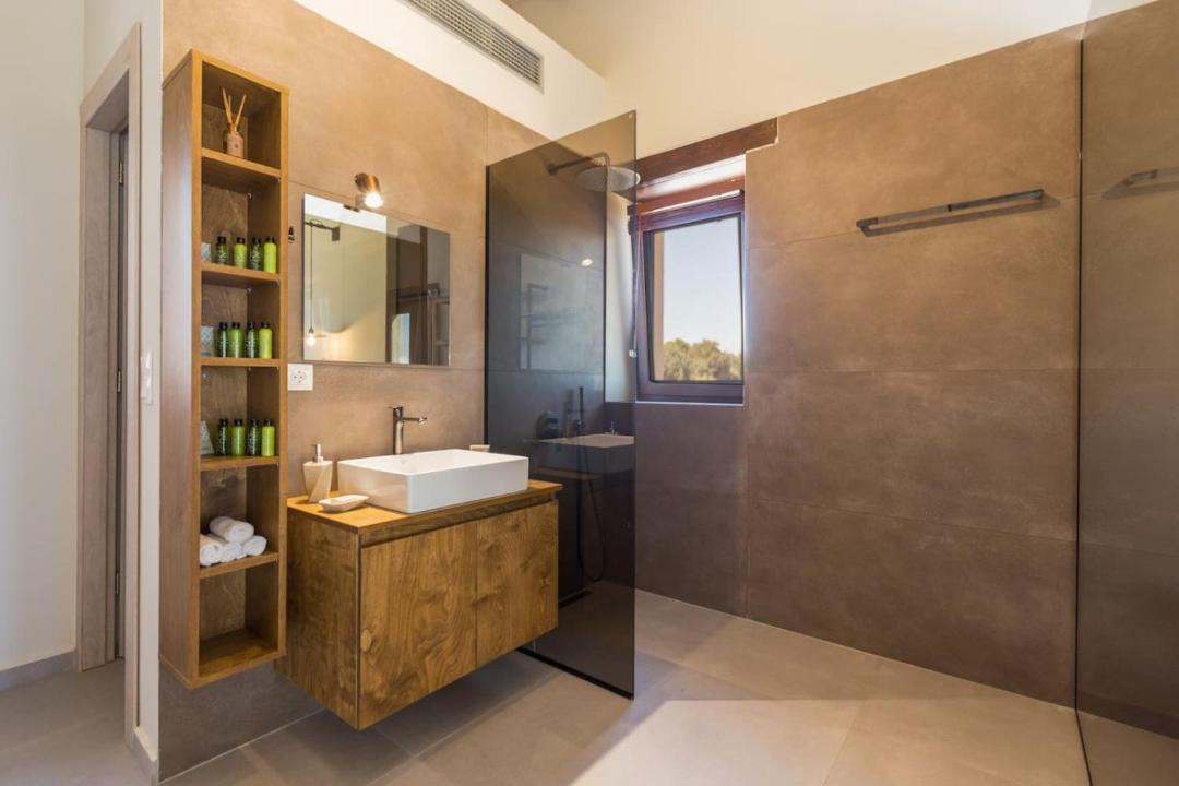 Photo of Bathroom in Geropotamos