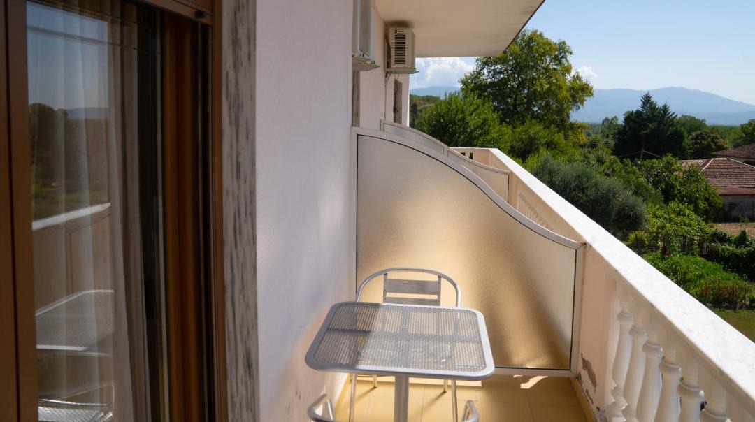 Photo of Patio Balcony in Almopia