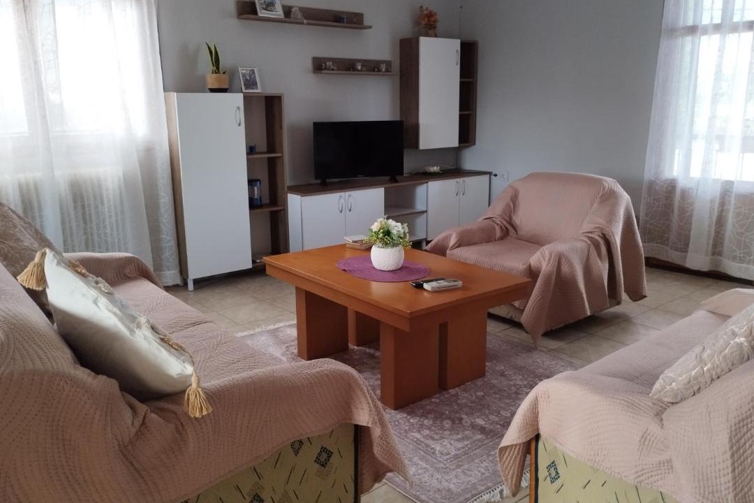 Photo of Livingroom in Livadhia