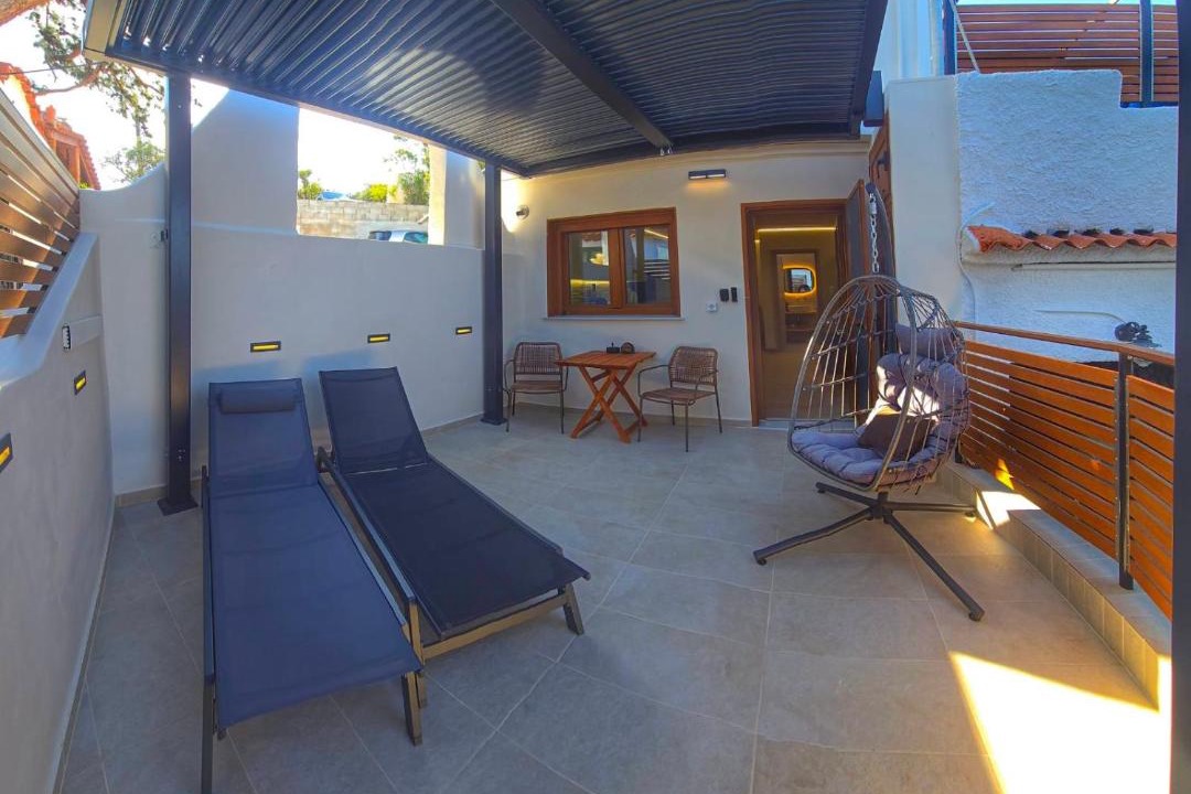 Photo of Others in Pefkos