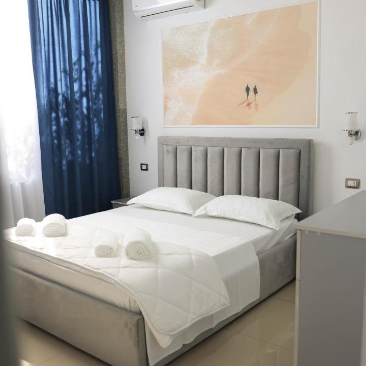 Photo of Bedroom in Zues