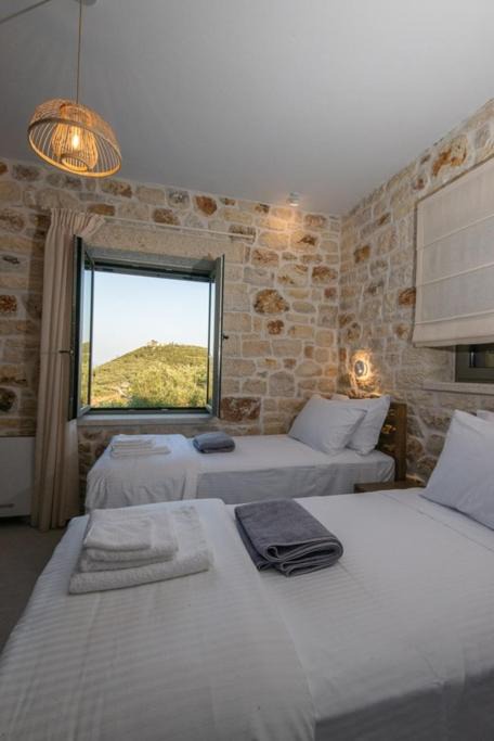 Photo of Bedroom in Parga