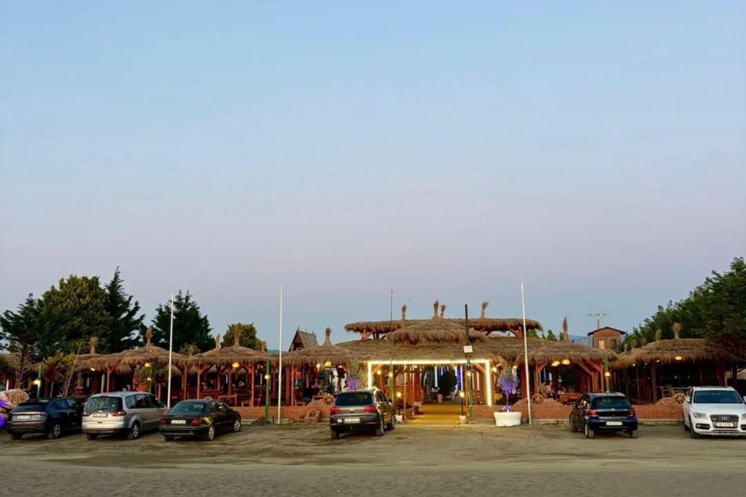 Photo of Others in Sakës