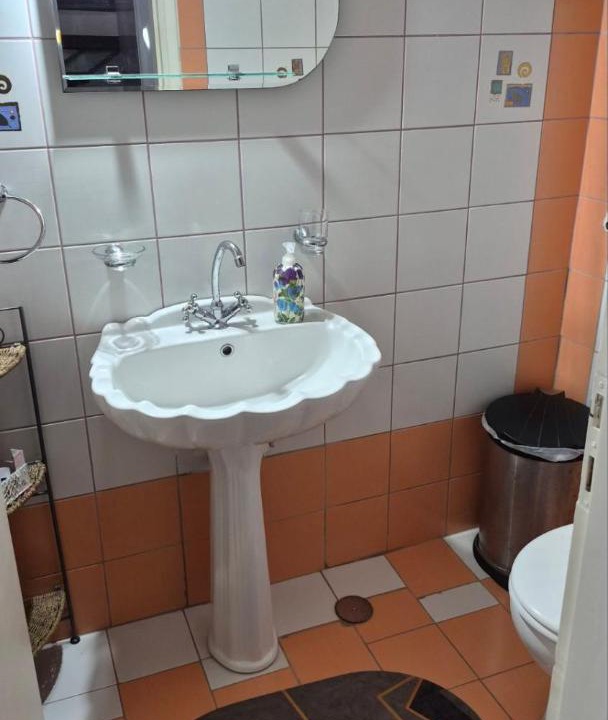 Photo of Bathroom in Kiveri