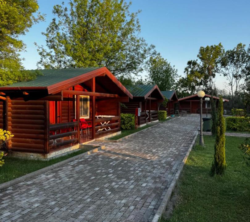 Photo of Others in Sakës