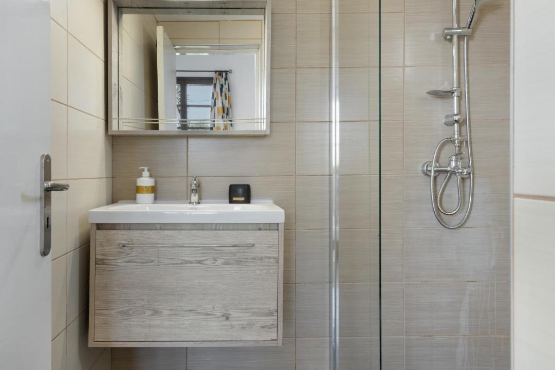 Photo of Bathroom in Paloi