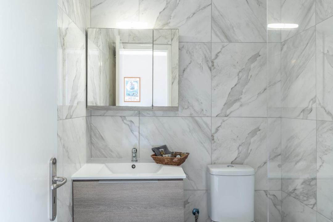 Photo of Bathroom in Paloi