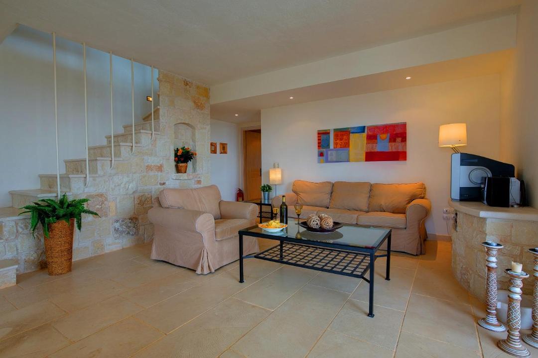 Photo of Livingroom in Karavados