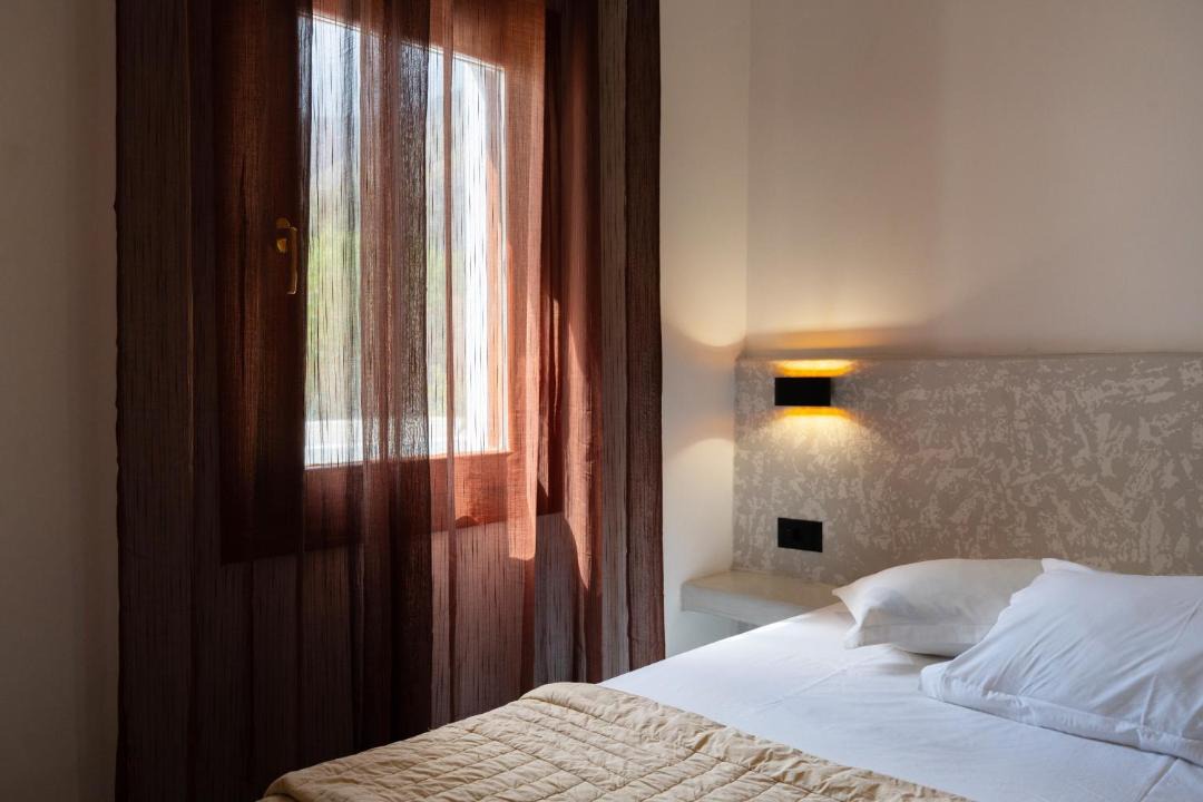 Photo of Bedroom in Perissa