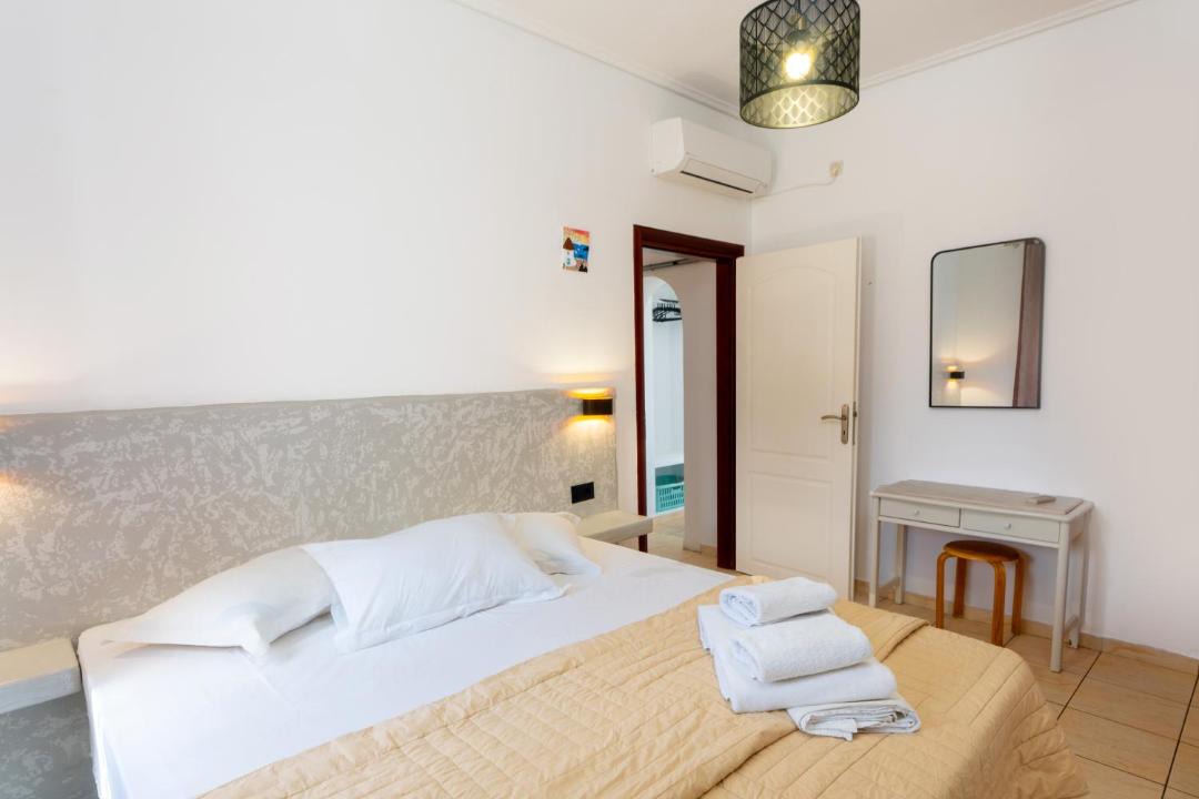 Photo of Bedroom in Perissa
