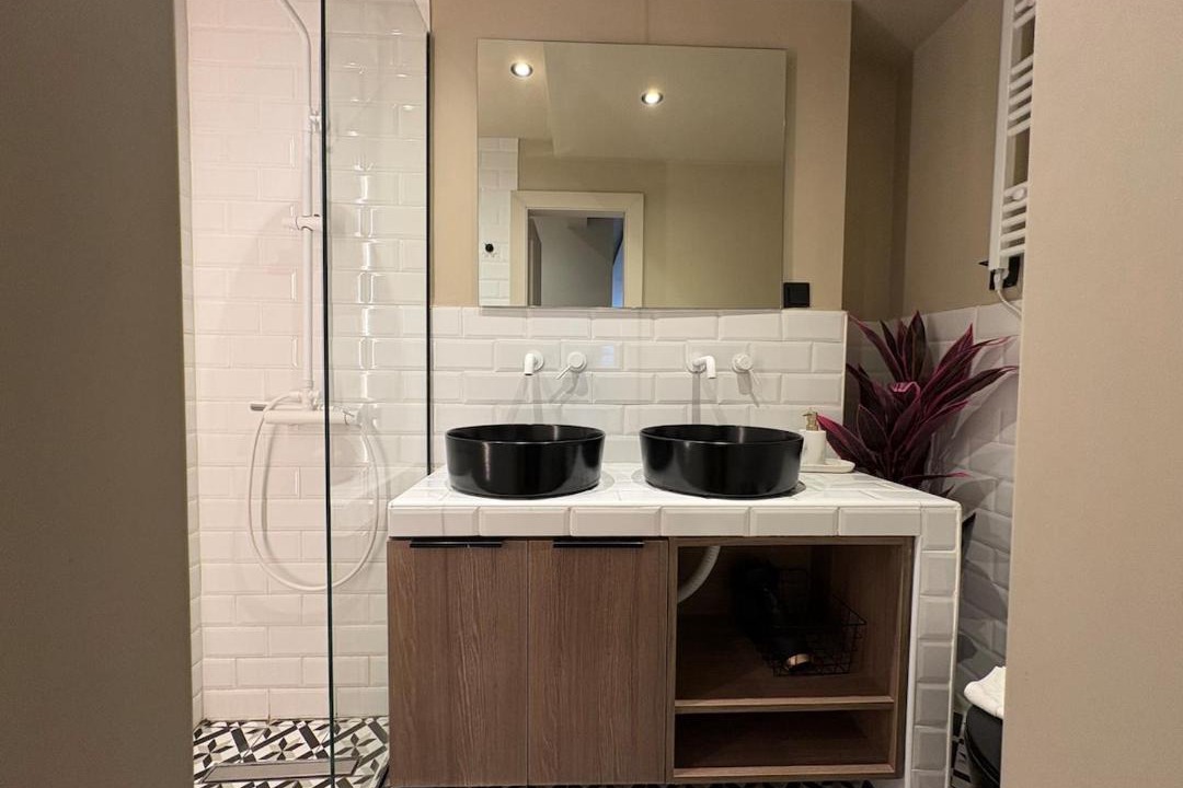 Photo of Bathroom in Ladadika
