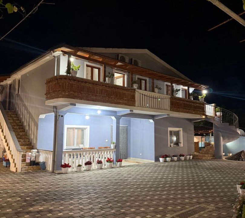 Photo of Others in Qerek