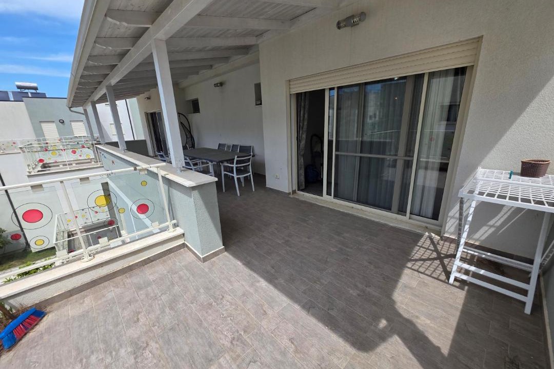 Photo of Patio Balcony in Ishem