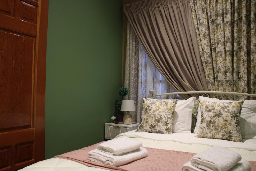 Photo of Bedroom in Oropos
