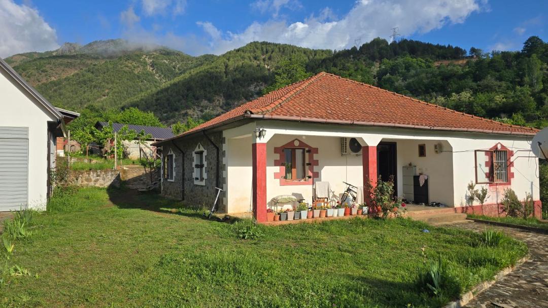 Photo of Others in Sakës