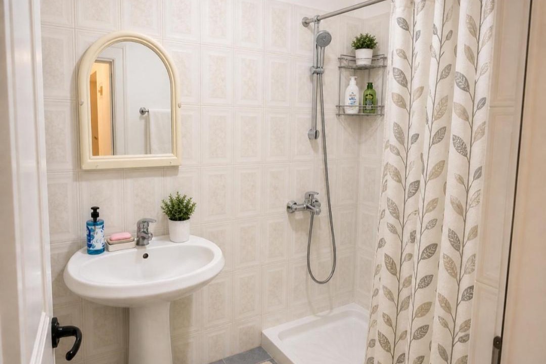 Photo of Bathroom in Borsh