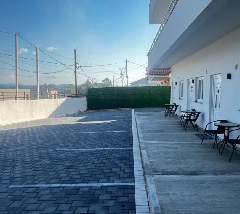 Photo of Others in Farke