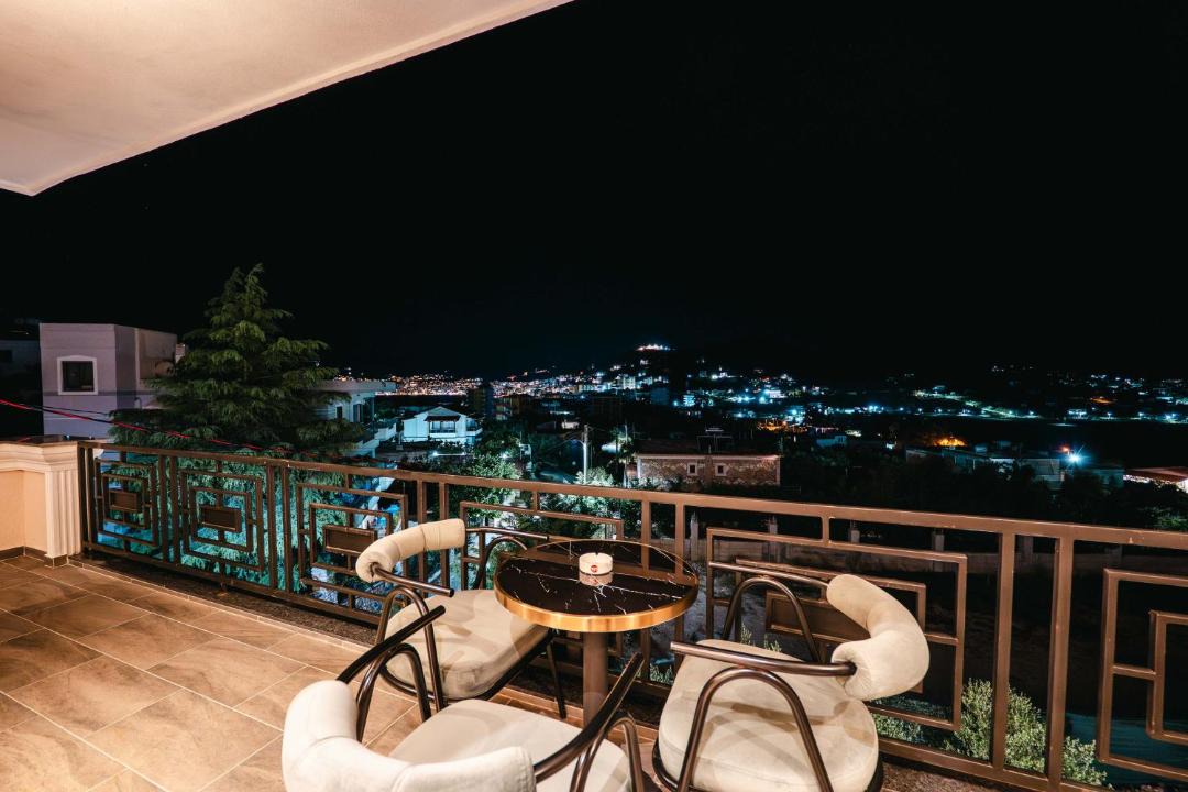 Photo of Others in Sarande