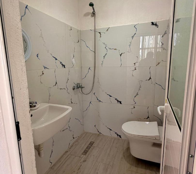 Photo of Bathroom in Udenisht