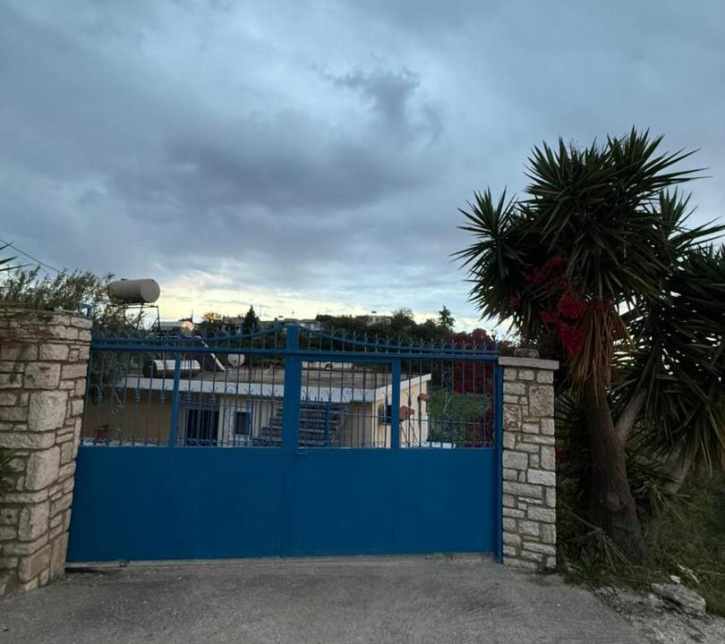 Photo of Others in Qeparo