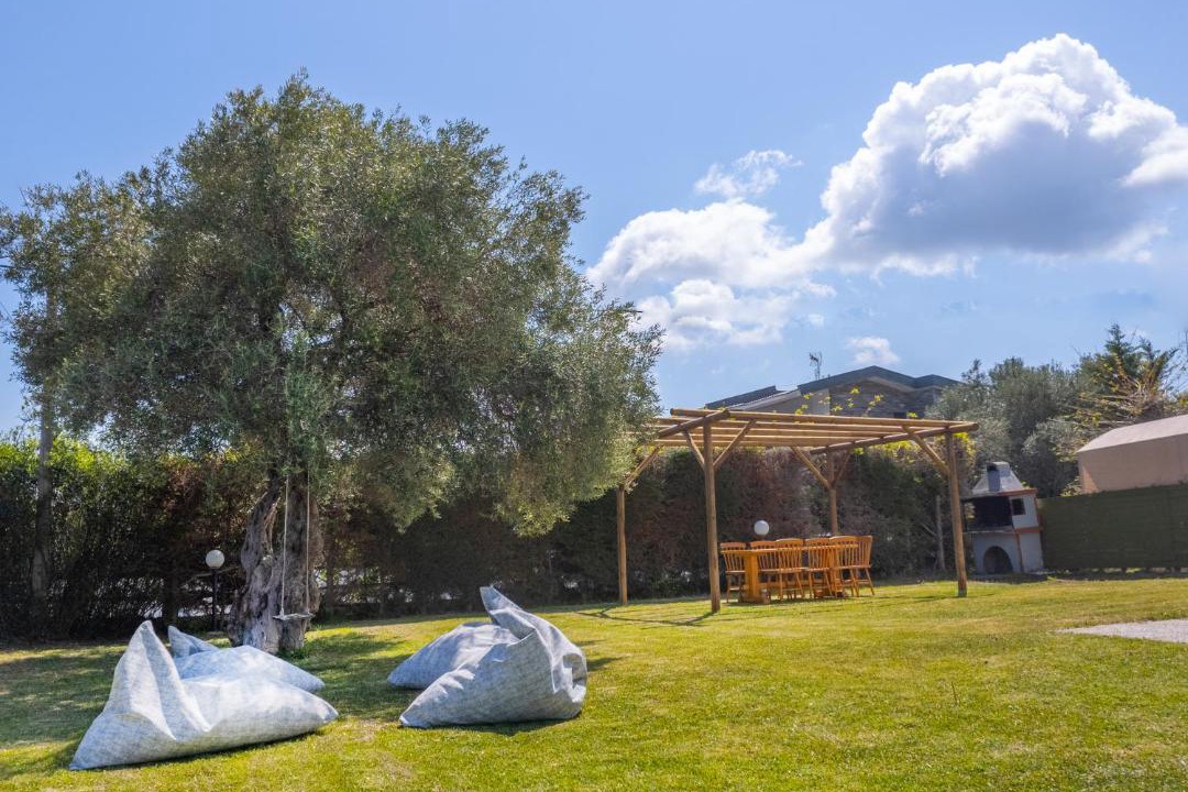 Photo of Outdoor in Polichrono