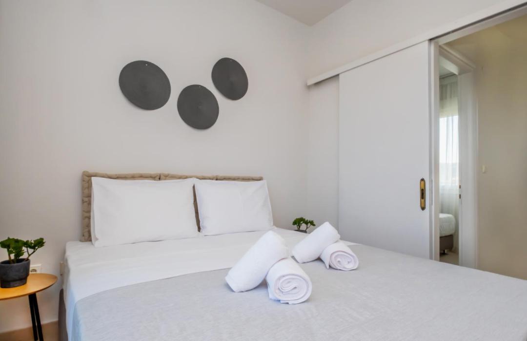Photo of Bedroom in Polichrono